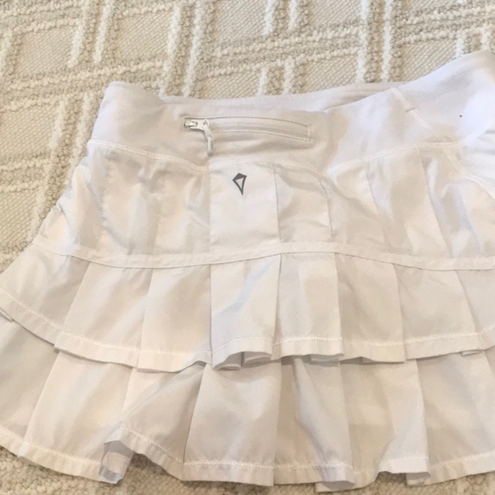 Ivivvia by lululemon, skirt, RARE